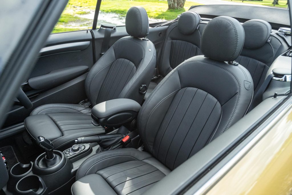 Seat layout in the Mini Cooper S Convertible