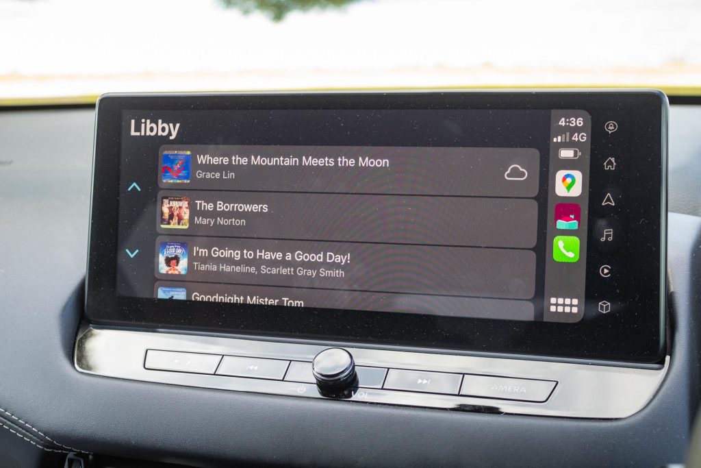 Infotainment screen in the Nissan Qashqai Ti-L e-Power