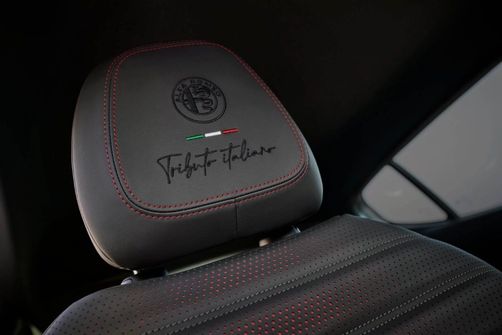 Alfa Romeo Tributo Italiano stitching on head rest