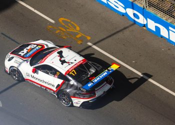 Callum Hedge racing Porsche Carrera Cup car