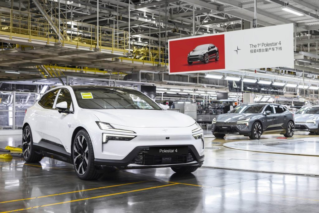 Completed Polestar 4s on production line in China