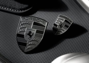 Porsche badges finished in Turbonite