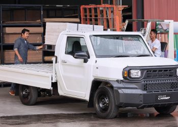 Toyota Hilux Champ being loaded with cargo