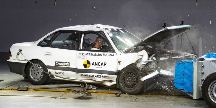 1993 Mitsubishi Magna front crash test