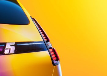 Renault 5 E-Tech tail light teaser