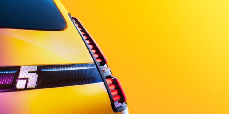 Renault 5 E-Tech tail light teaser