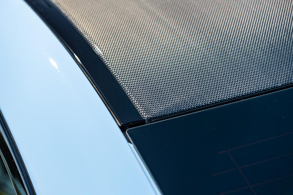 Carbon fibre roof on the BMW M2 Competition