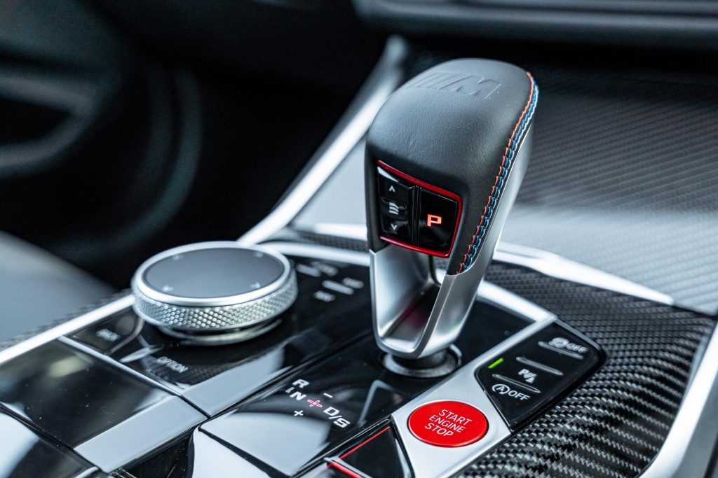 Gear selector and centre console in BMW M2 Competition
