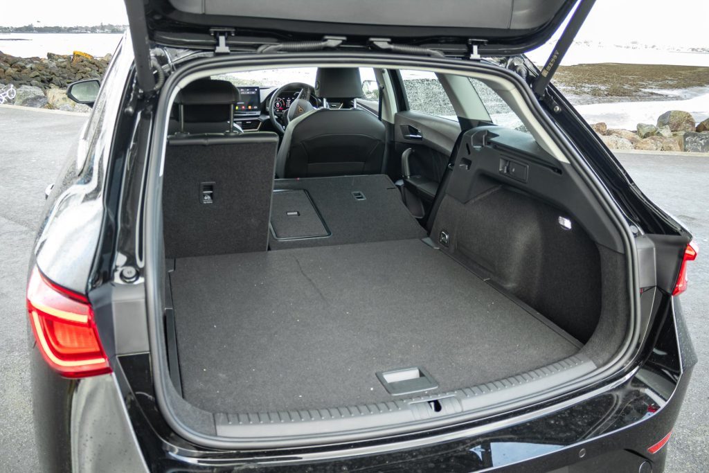 Boot space in the Cupra Leon Sportstourer V