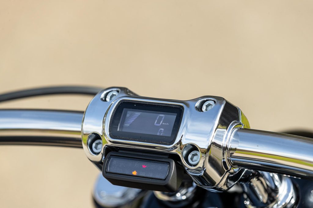 Driver's display screen on the Harley-Davidson Breakout 117