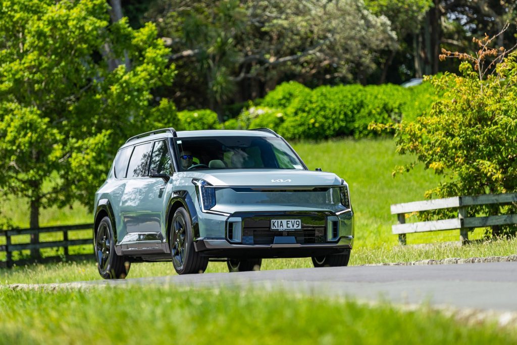 Front dynamic shot of Kia EV9 GT-Line