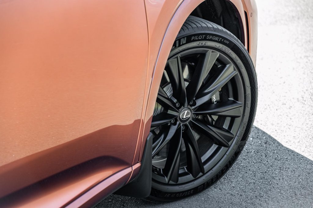Lexus RX 500h wheel detail