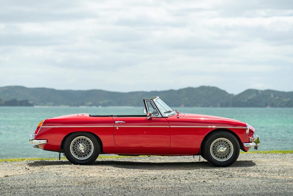 Side profile of the 1965 MG MGB Roadster