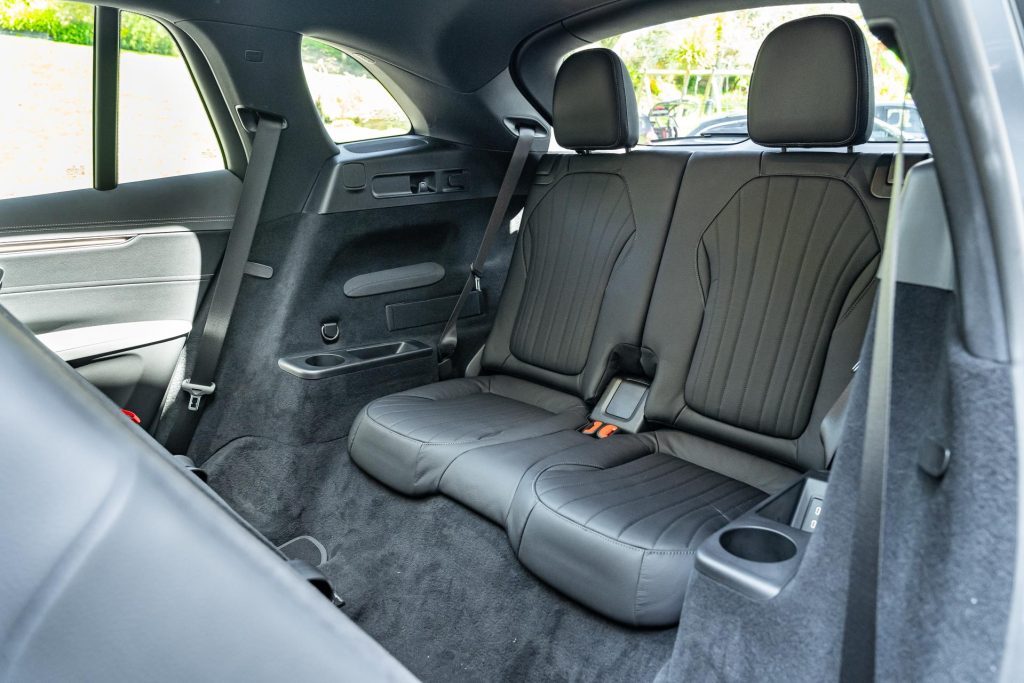 Rear 7th seats in the Mercedes-Benz EQS 450
