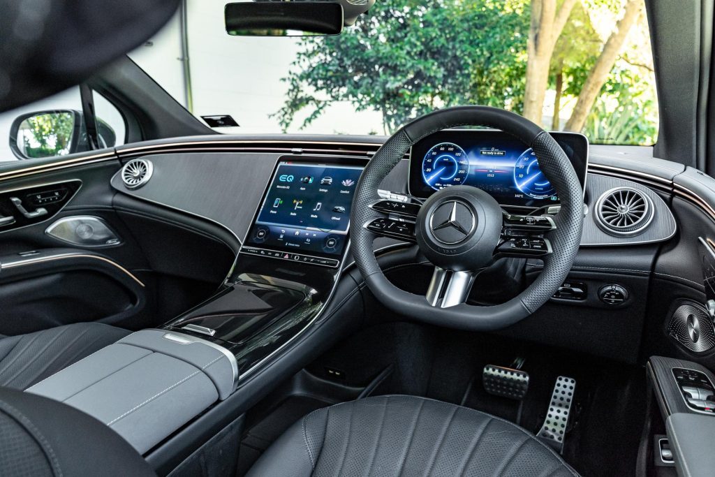 Front driver's side interior of the Mercedes-Benz EQS 450