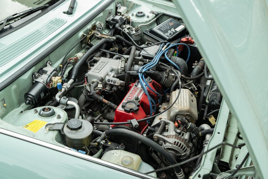 Nissan Figaro MA10 engine