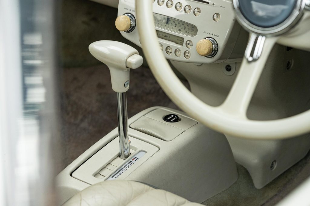 Nissan Figaro gear selector