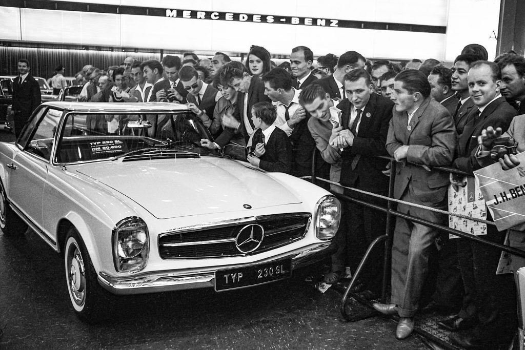 Mercedes-Benz 230 SL at 1963 Geneva Motor Show