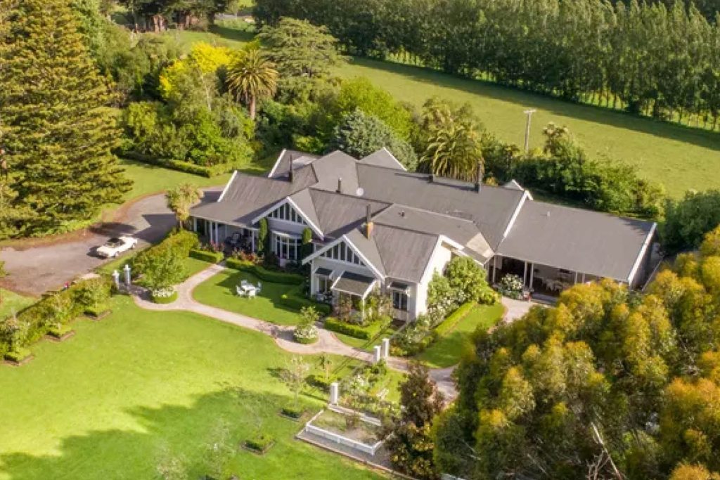 Luxury home in Manawatu with 1964 Mercedes-Benz 230 SL