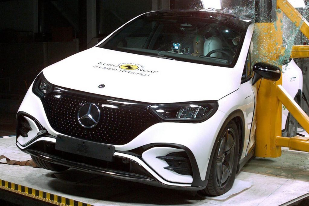 Mercedes-Benz EQE SUV being crash tested