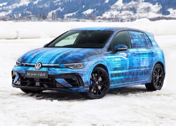 2025 Volkswagen Golf R facelift parked on snow