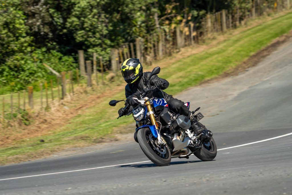 BMW R 1250 R Roadster cornering, front quarter shot