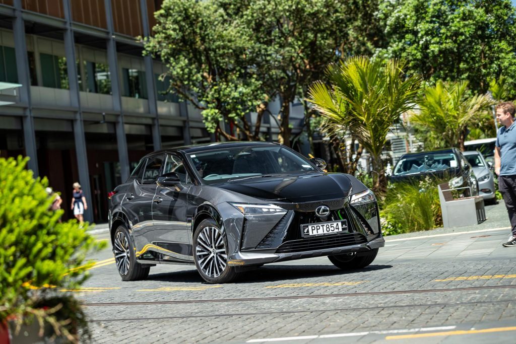 Lexus RZ 450e Dynamic taking a corner