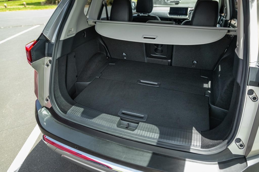 Nissan X-Trail e-Power Ti-L boot space