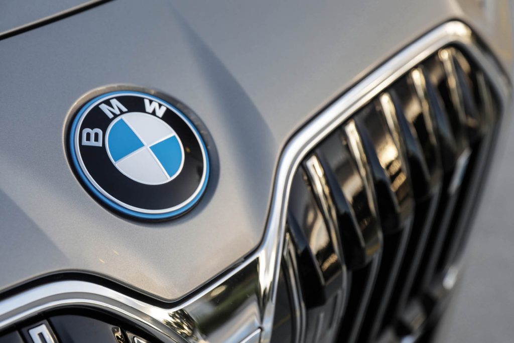 Close up view of a BMW i7 front badge