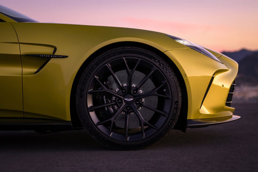 2024 Aston Martin Vantage wheel close up view