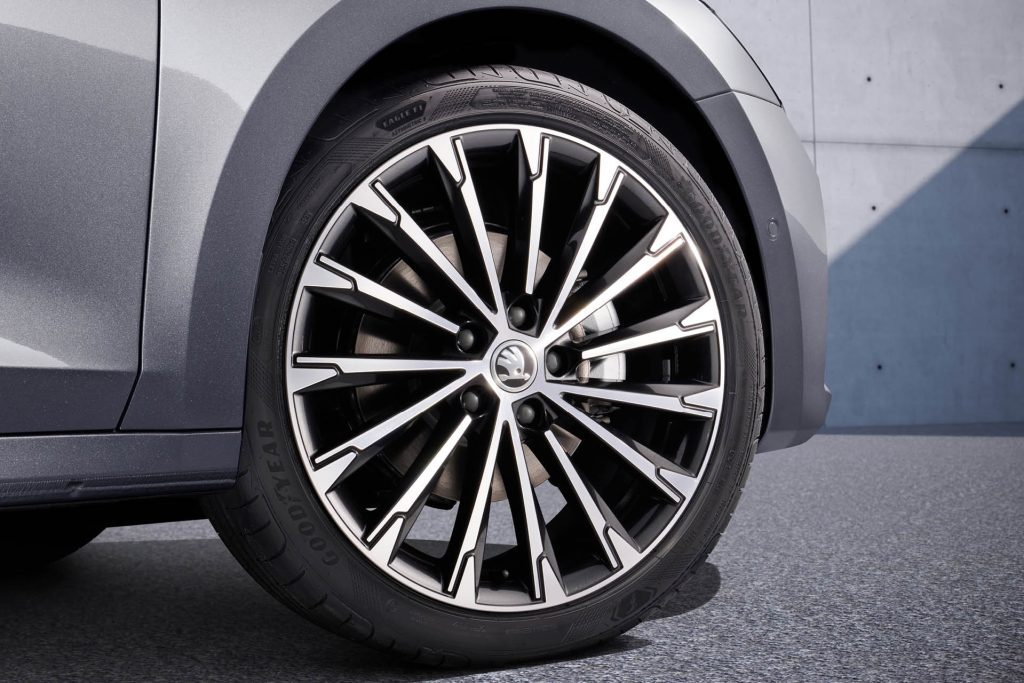 2024 Skoda Octavia update wheel close up view