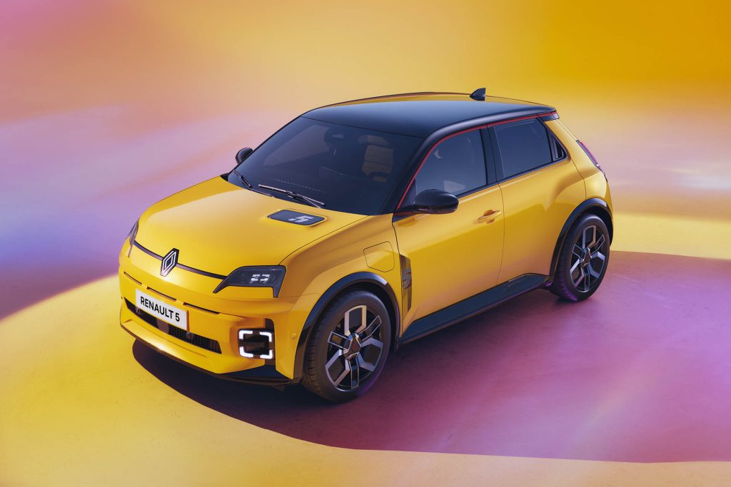 2025 Renault 5 front three quarter view