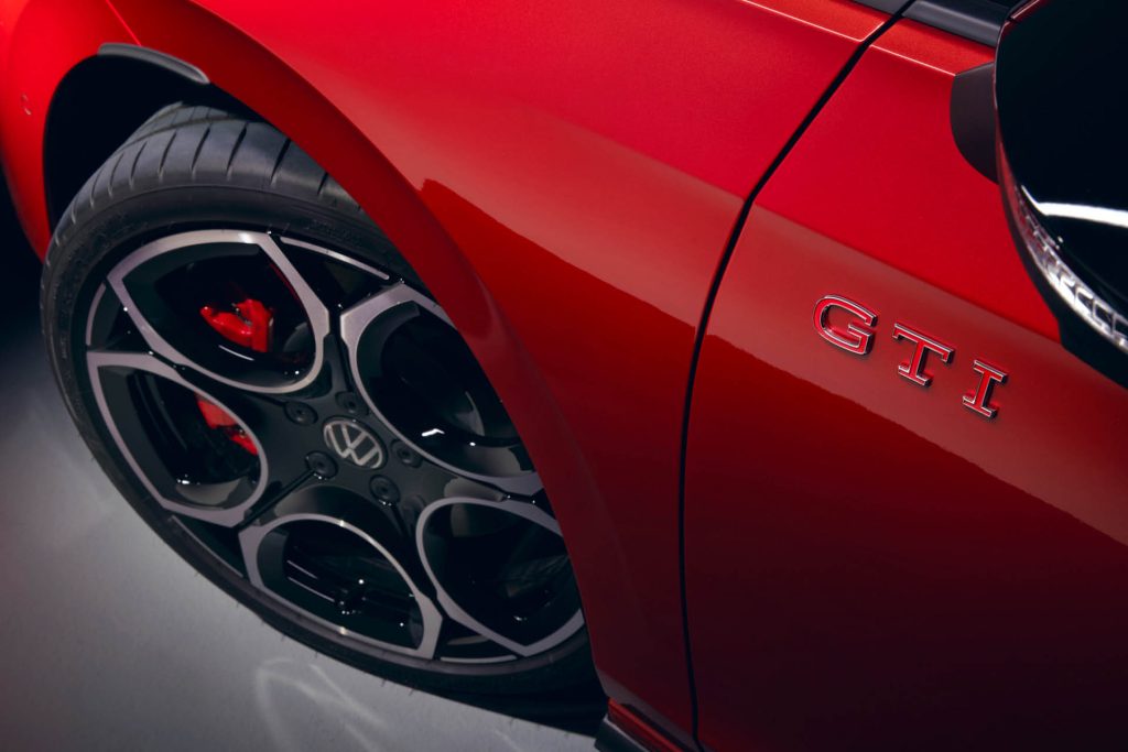 2025 Volkswagen Golf GTI facelift badge and wheel