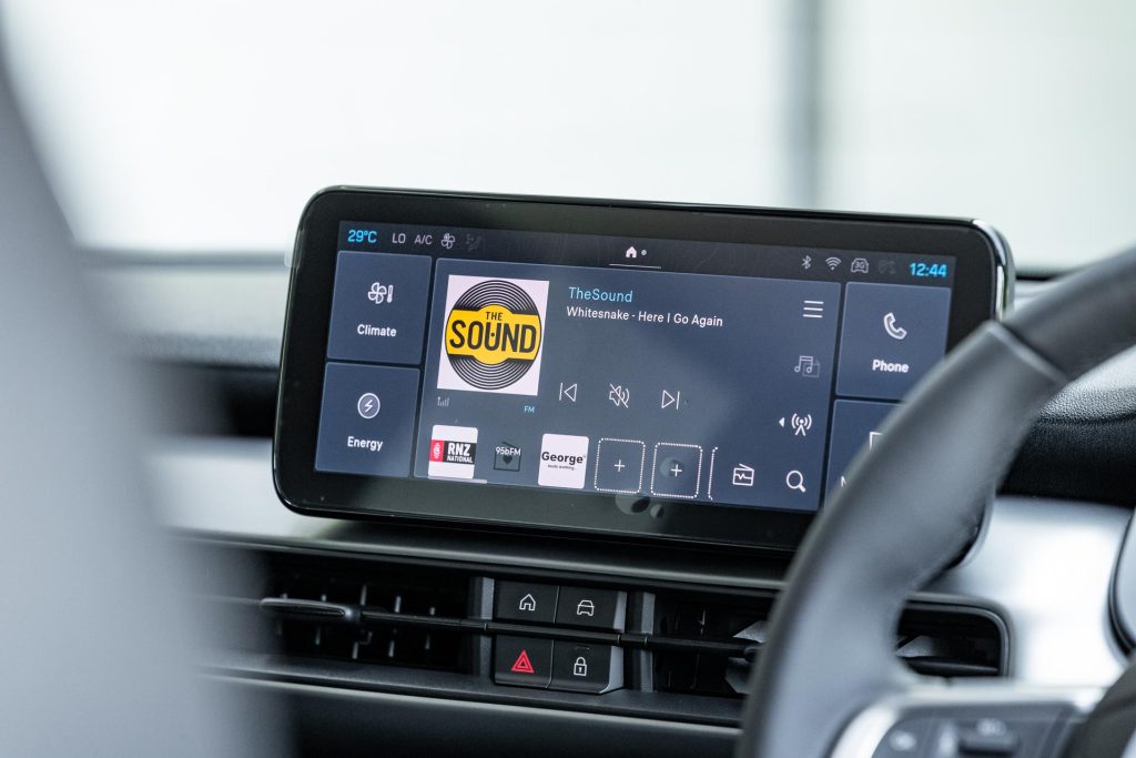 Jeep Avenger infotainment screen