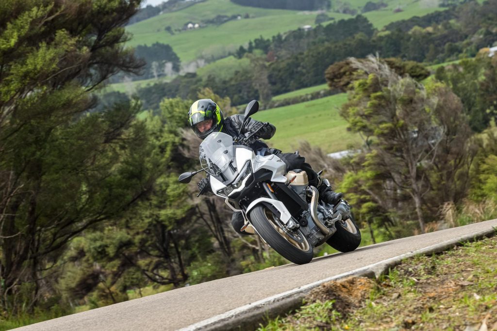 Moto Guzzi V100 Mandello S taking a corner at pace