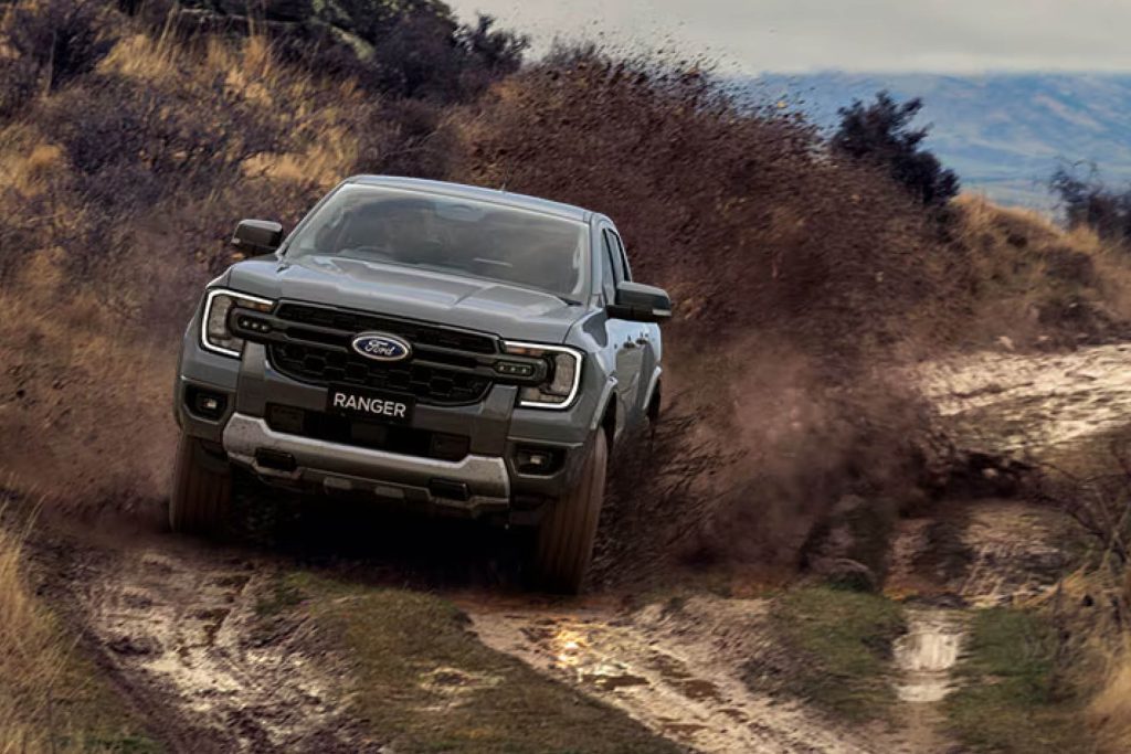 2024 Ford Ranger Tremor driving through mud