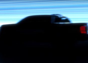 2026 Nissan Navara teaser