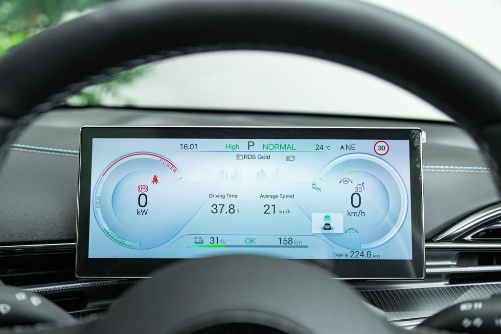 Speedometer screen in the BYD Seal Dynamic