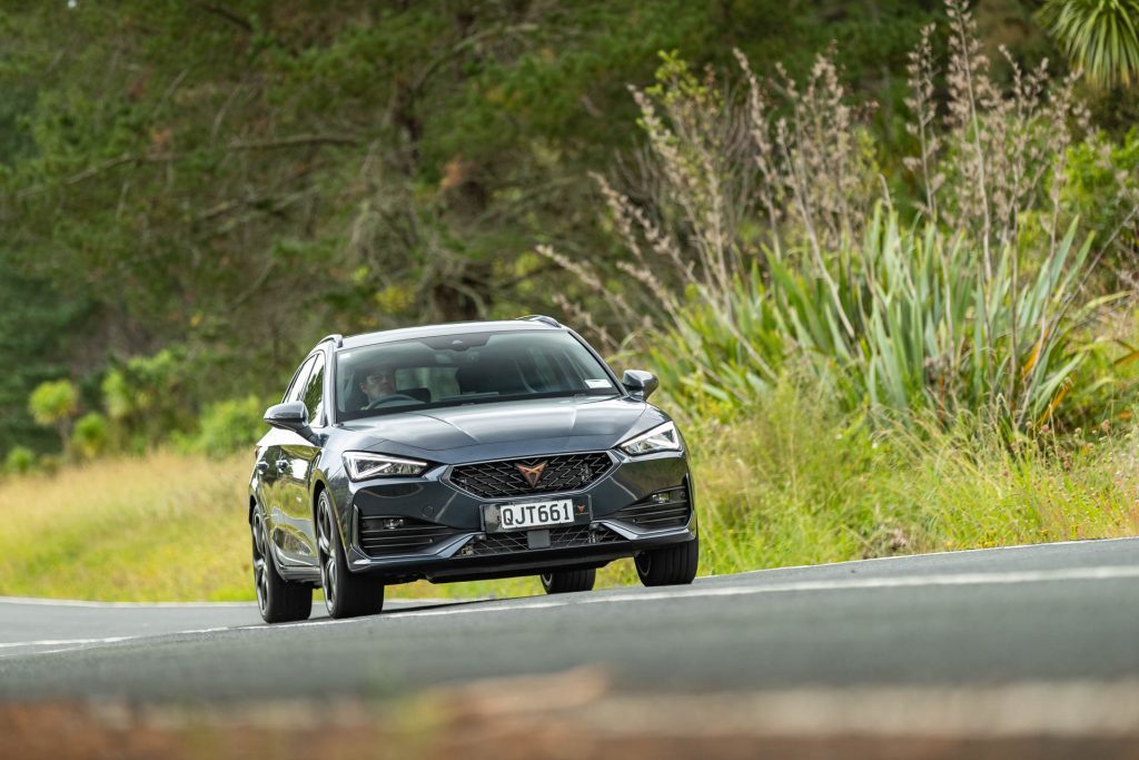 Cupra Leon V in grey, moving in action