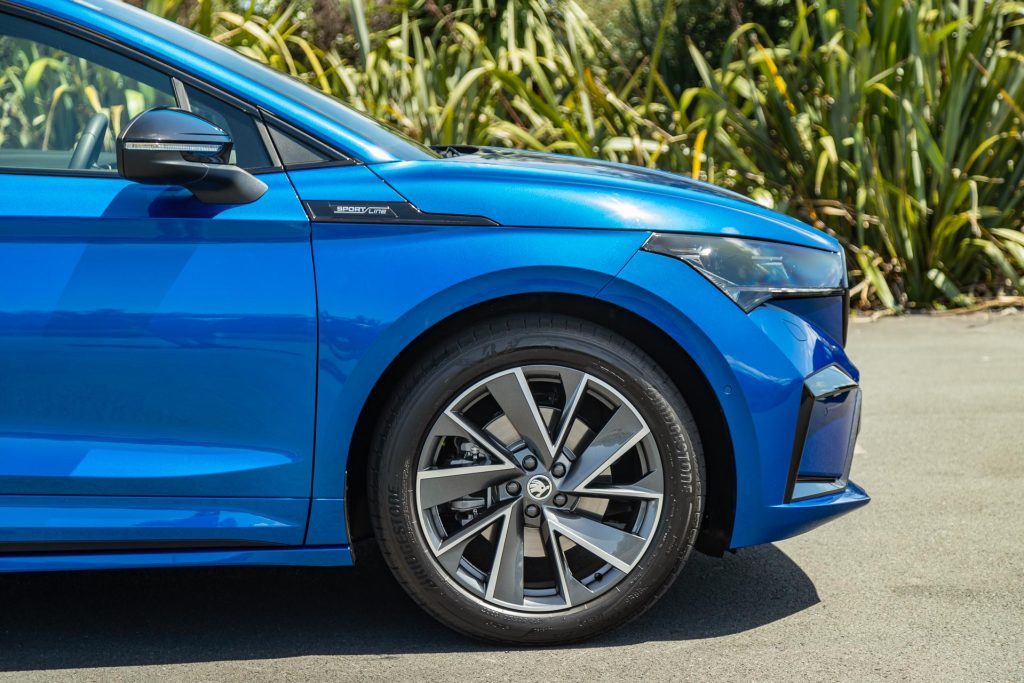 Skoda Enyaq Sportline front wheel detail