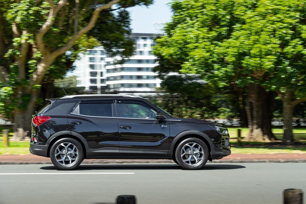 Panning side profile of the SsangYong Korando Limited