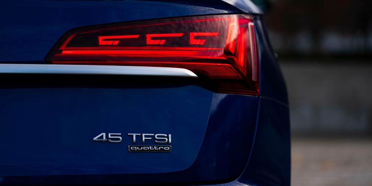 Audi Q5 45 TFSI Quattro rear badge