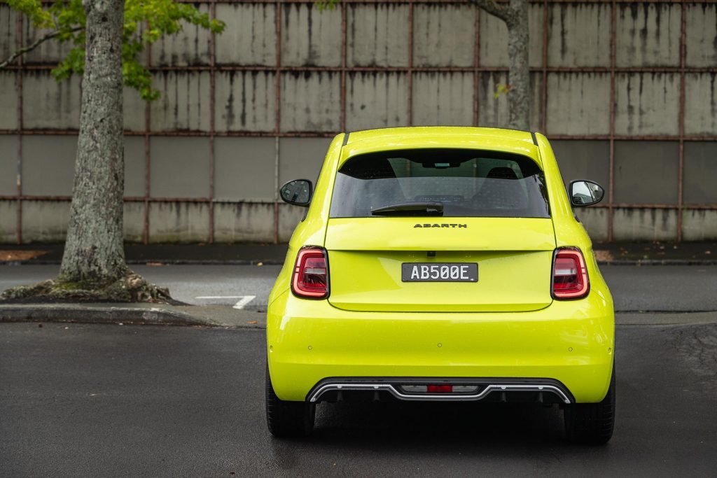 Rear profile of the Abarth 500e Scorpionissima