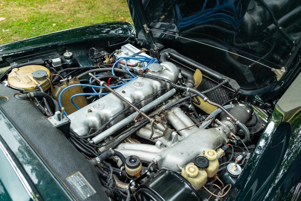 Engine bay in the Mercedes-Benz 230 SL Pagoda