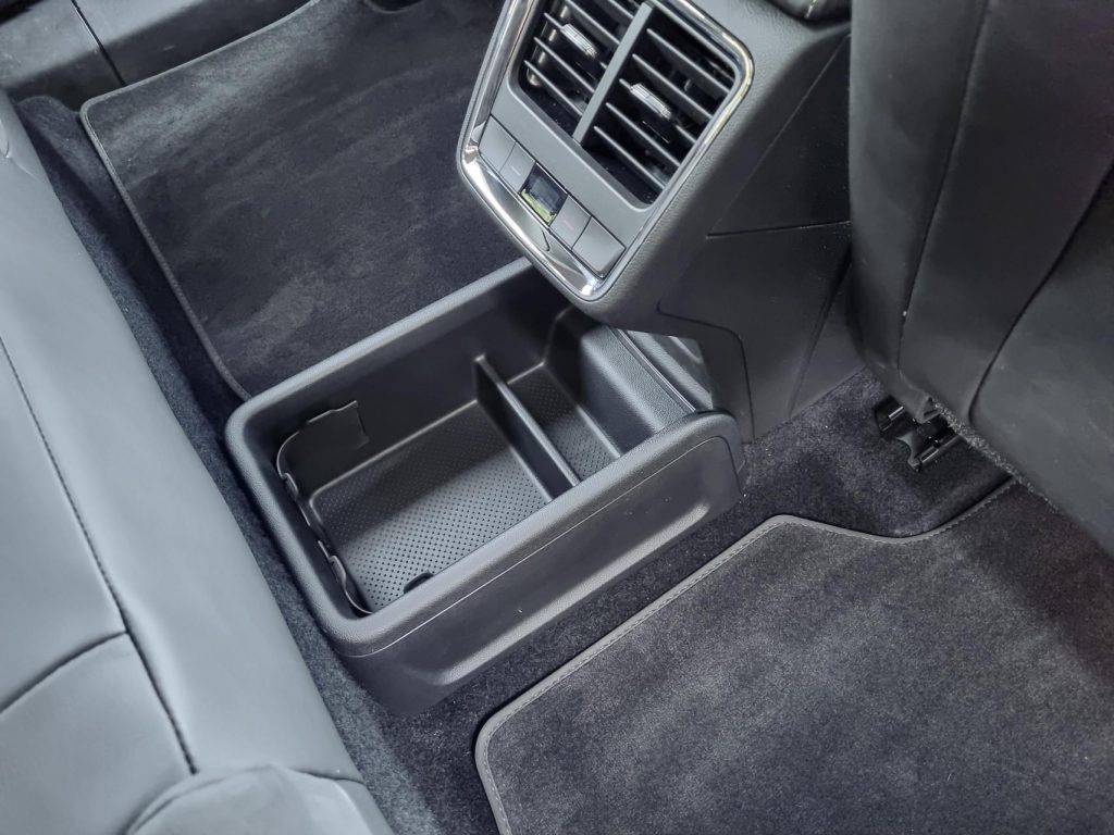 Rear seat storage compartment in the Skoda Enyaq Sportline 80