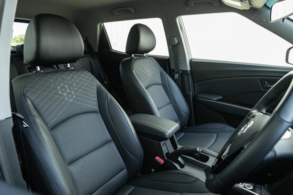 SsangYong Tivoli Turbo Limited front seat detail