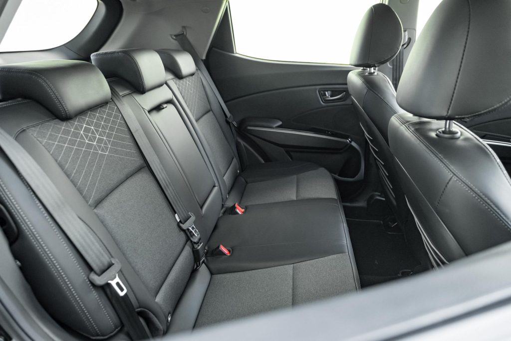 SsangYong Tivoli Turbo Limited rear seats