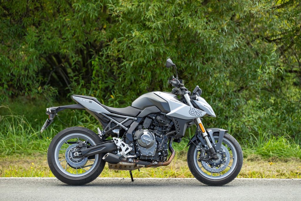 Side profile of the Suzuki GSX-8S, in grey