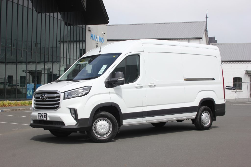 LDV Deliver 9 in white