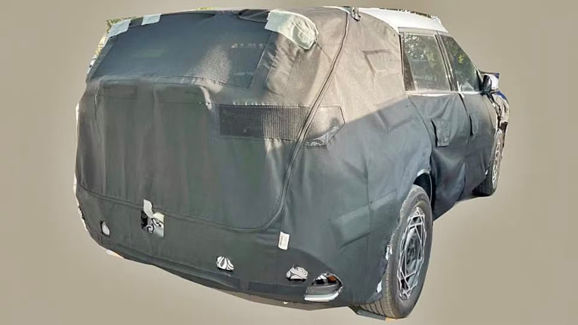 Fairly well camouflaged but looks like EV5 shape to us.